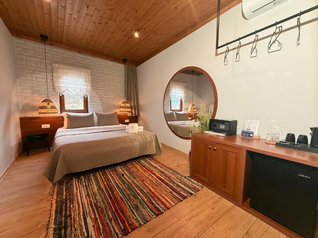 Deluxe Double Room — The Stone Sky Hotel